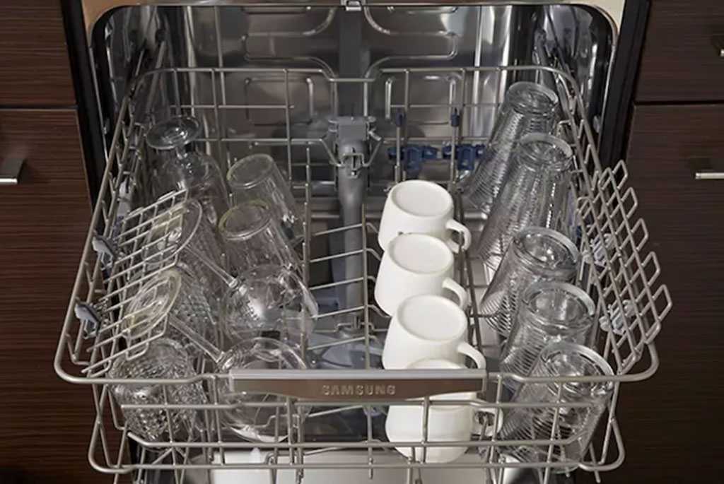 Не включается посудомоечная машина  Zanussi